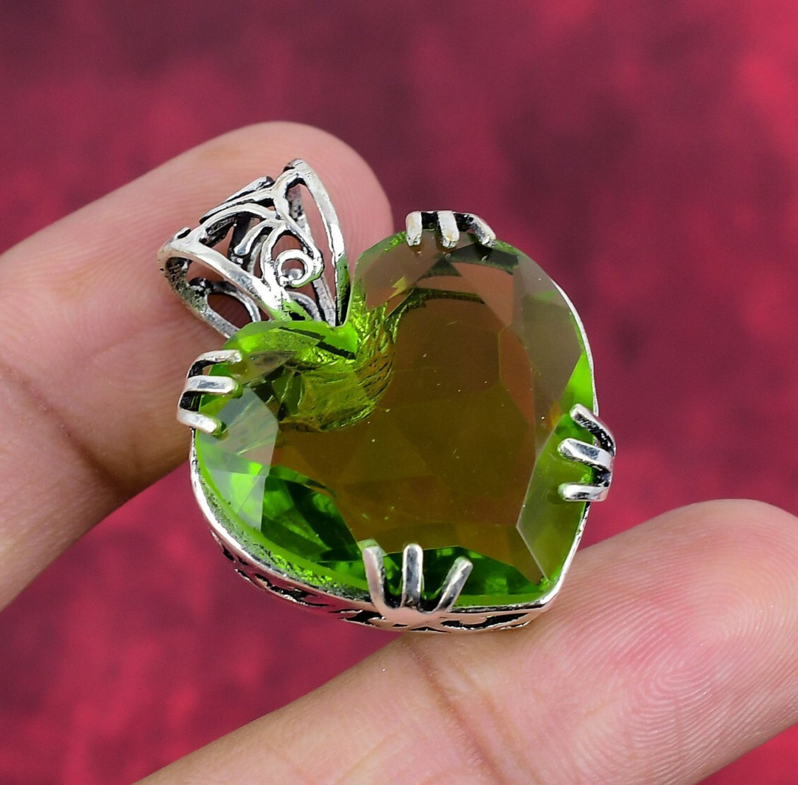 Amazing Peridot Gemstone Handmade 925 Sterling Silver Pendant Jewelry