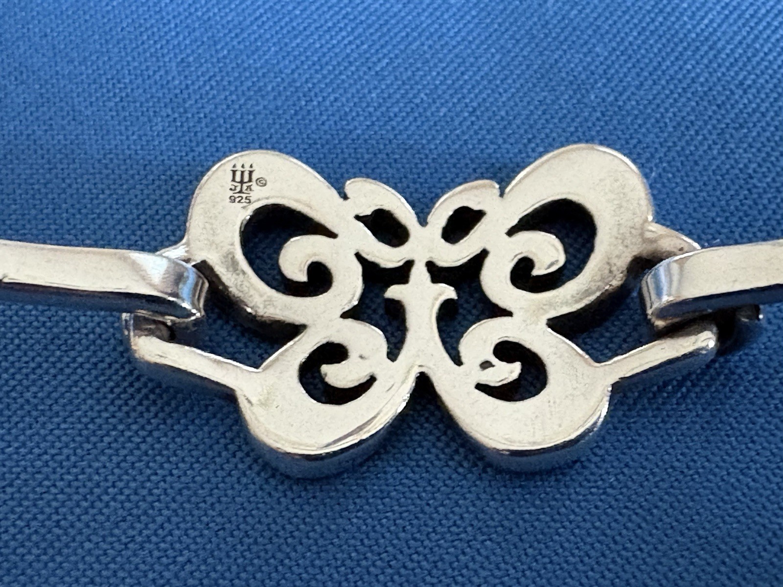 James Avery Sterling Silver Butterfly Hook On Bracelet – 2.25” in Diameter