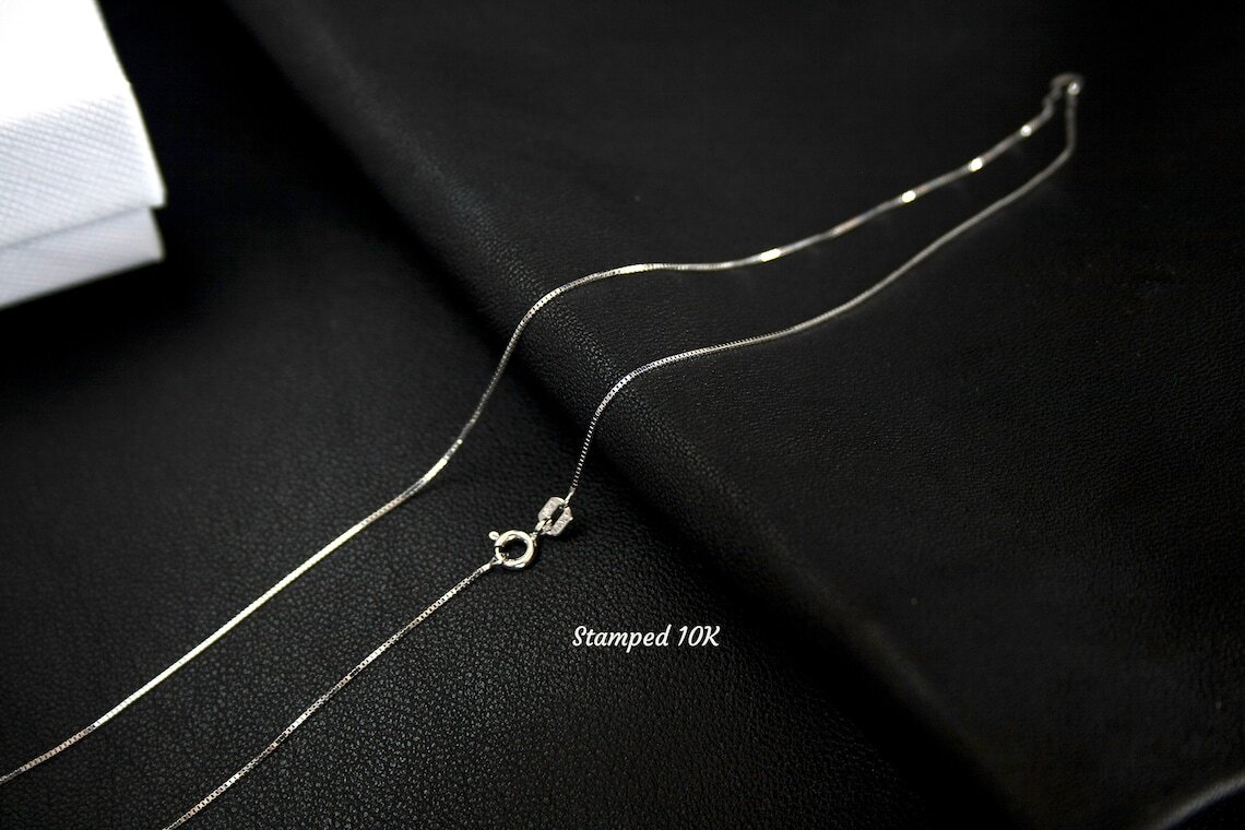 10K Solid Gold Box Chain 0.6mm 16” 18” 20” 22” 24′ 26” 28” 30”