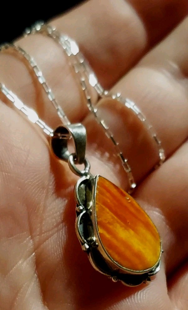 New Large Sterling Silver & Orange Red Spiny Oyster Pendant with Chain