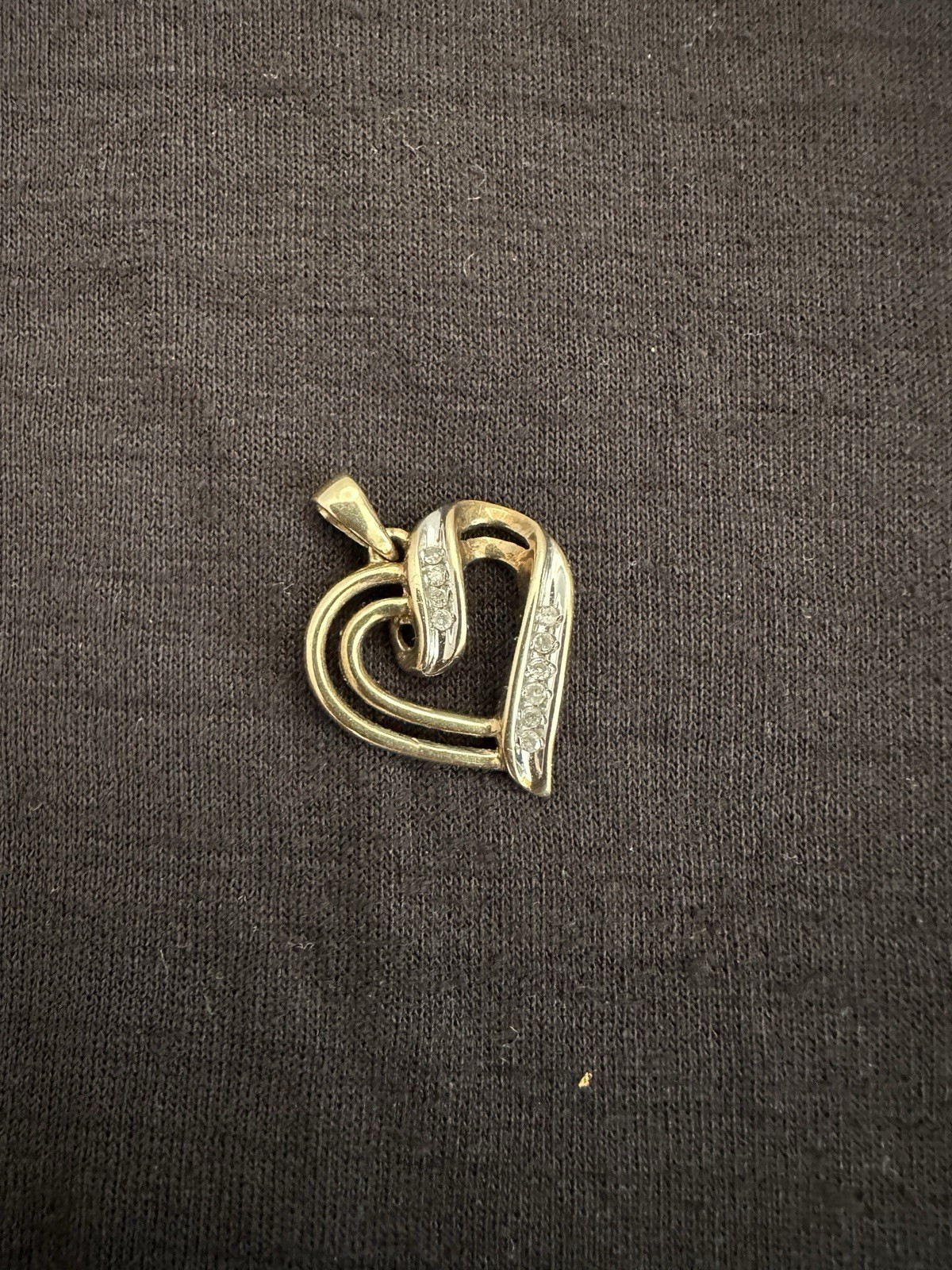 10K Gold Heart Pendant About 2 Grams