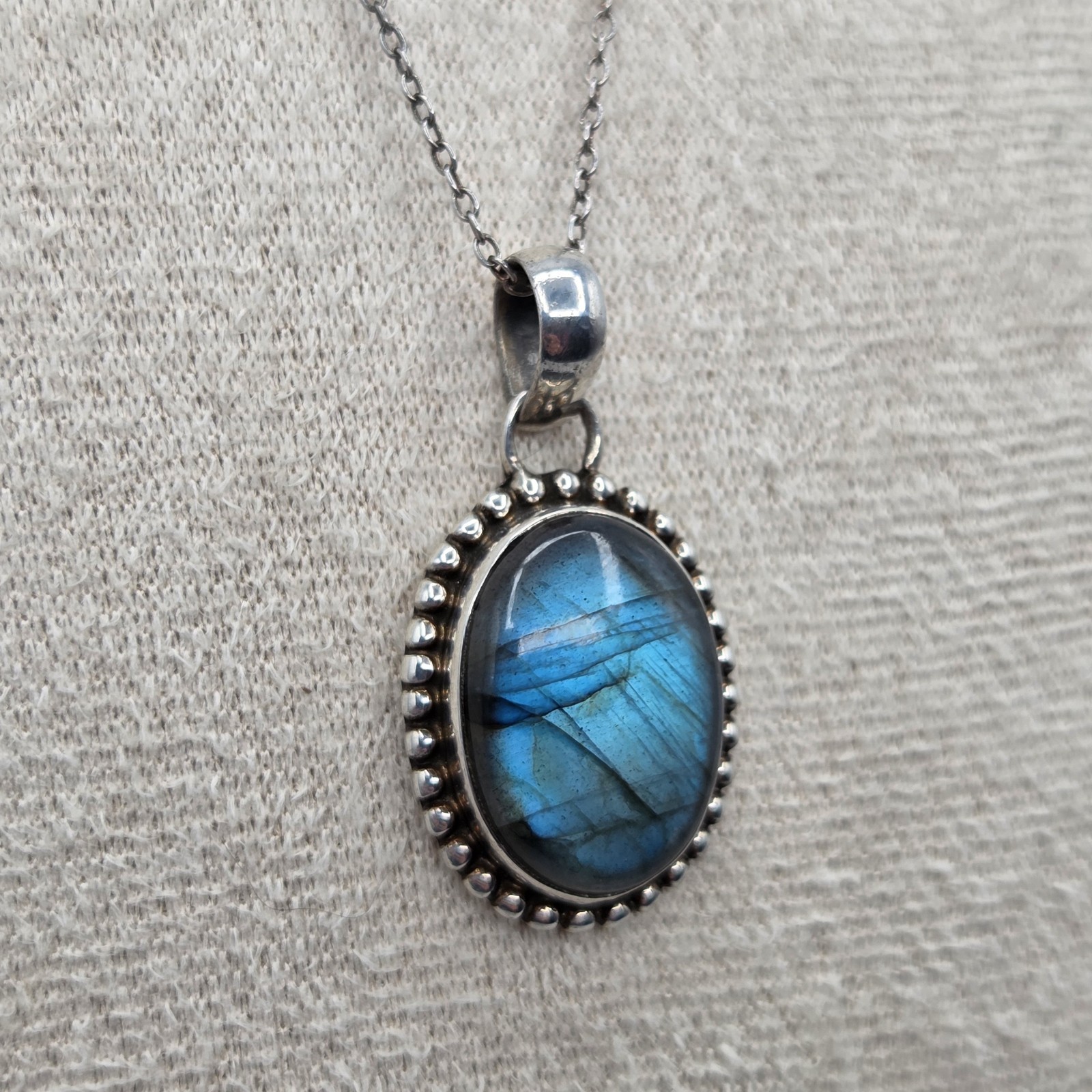 Vintage 925 Sterling Silver Labradorite Pendant Necklace India YS 18″ Chain