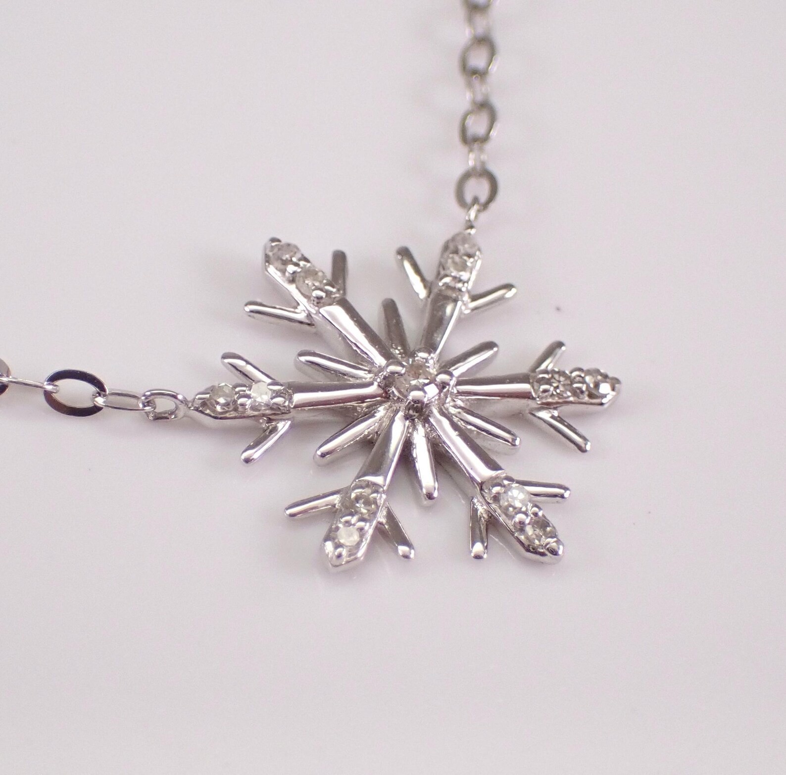 0.40 Ct Round Cut Moissanite Snowflake Pendant Necklace 14K White Gold Plated