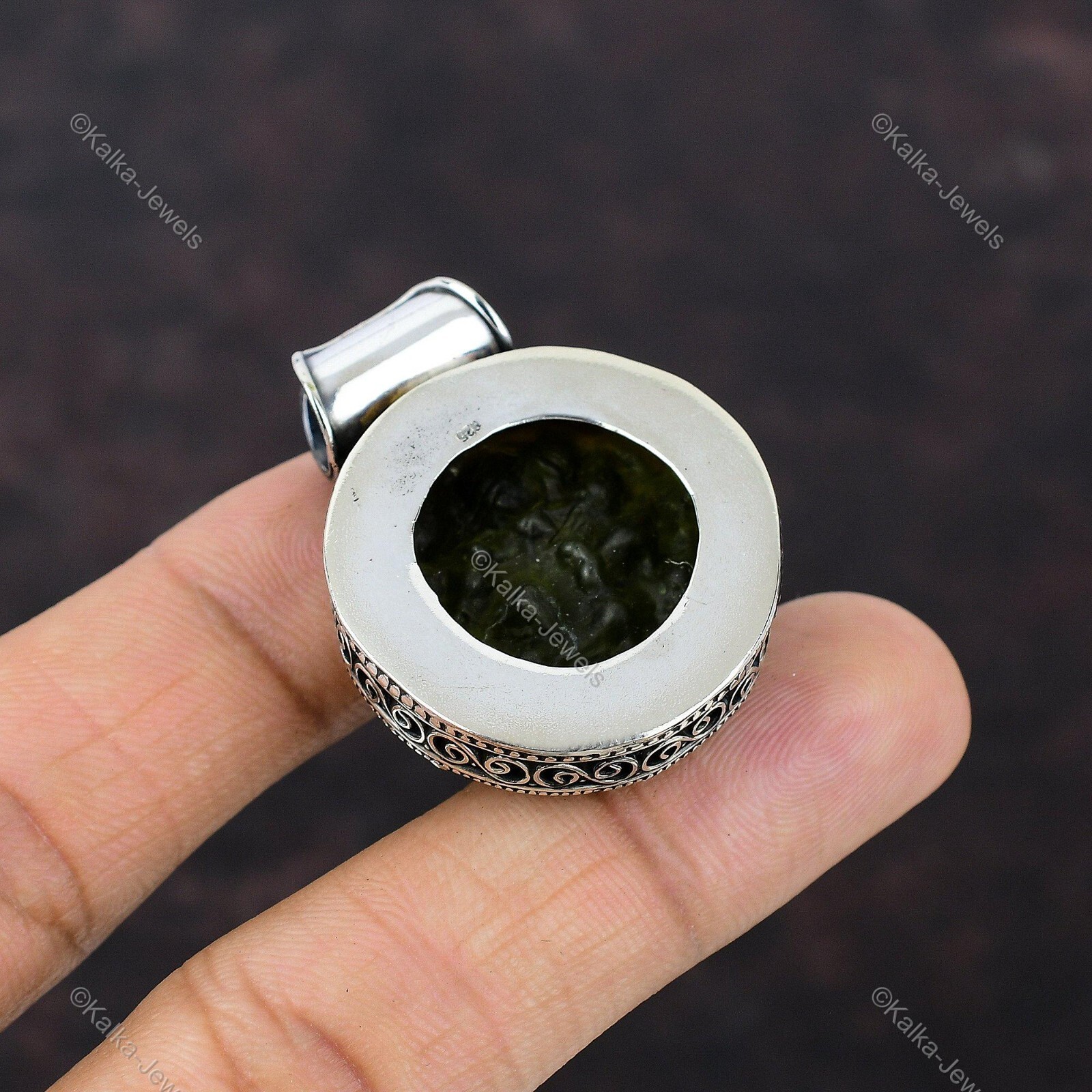 Natural Moldavite Gemstone Pendant Vintage 925 Sterling Silver Jewelry For Women
