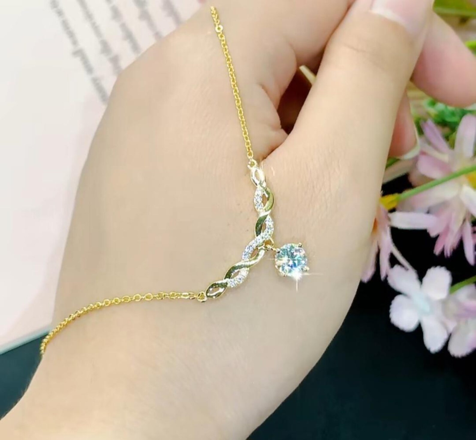Infinity Necklace with Sparkling 2ct Moissanite – Timeless Jewelry Gift for Her