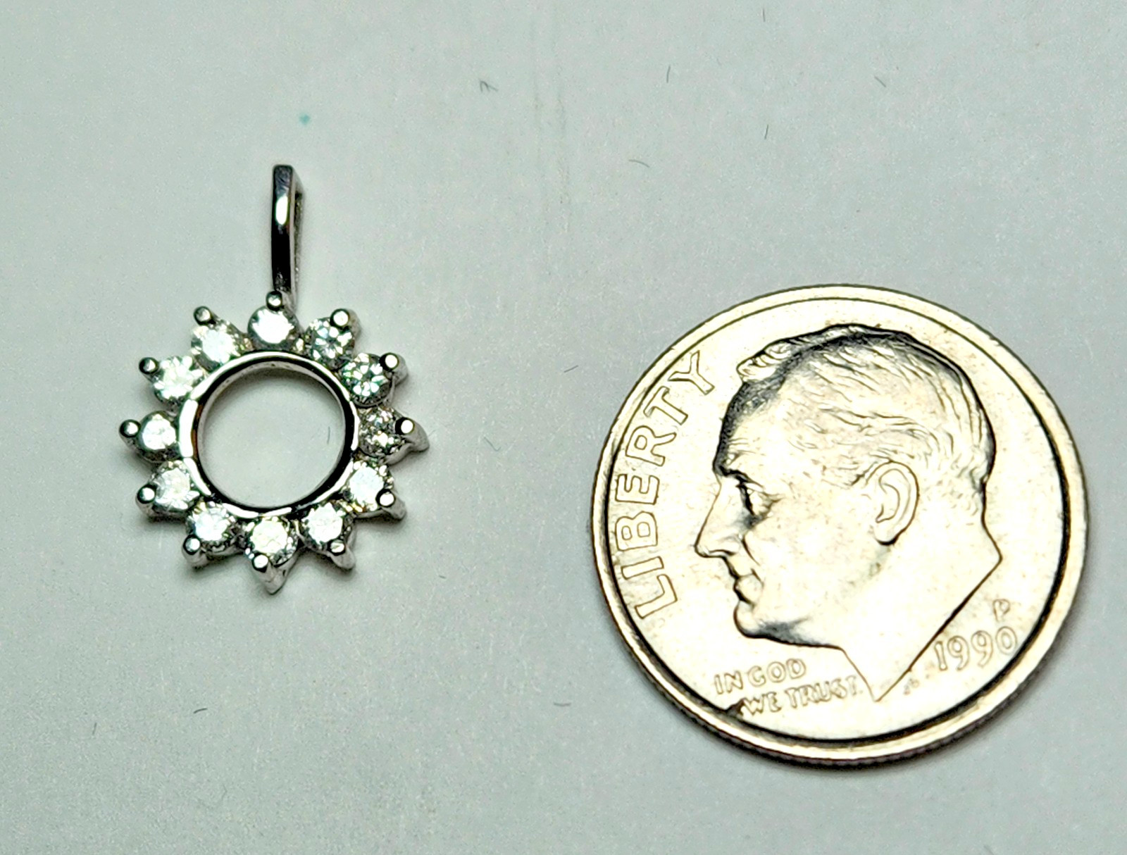 Diamond Circle Pendant In 14k Solid White Gold .25ctw