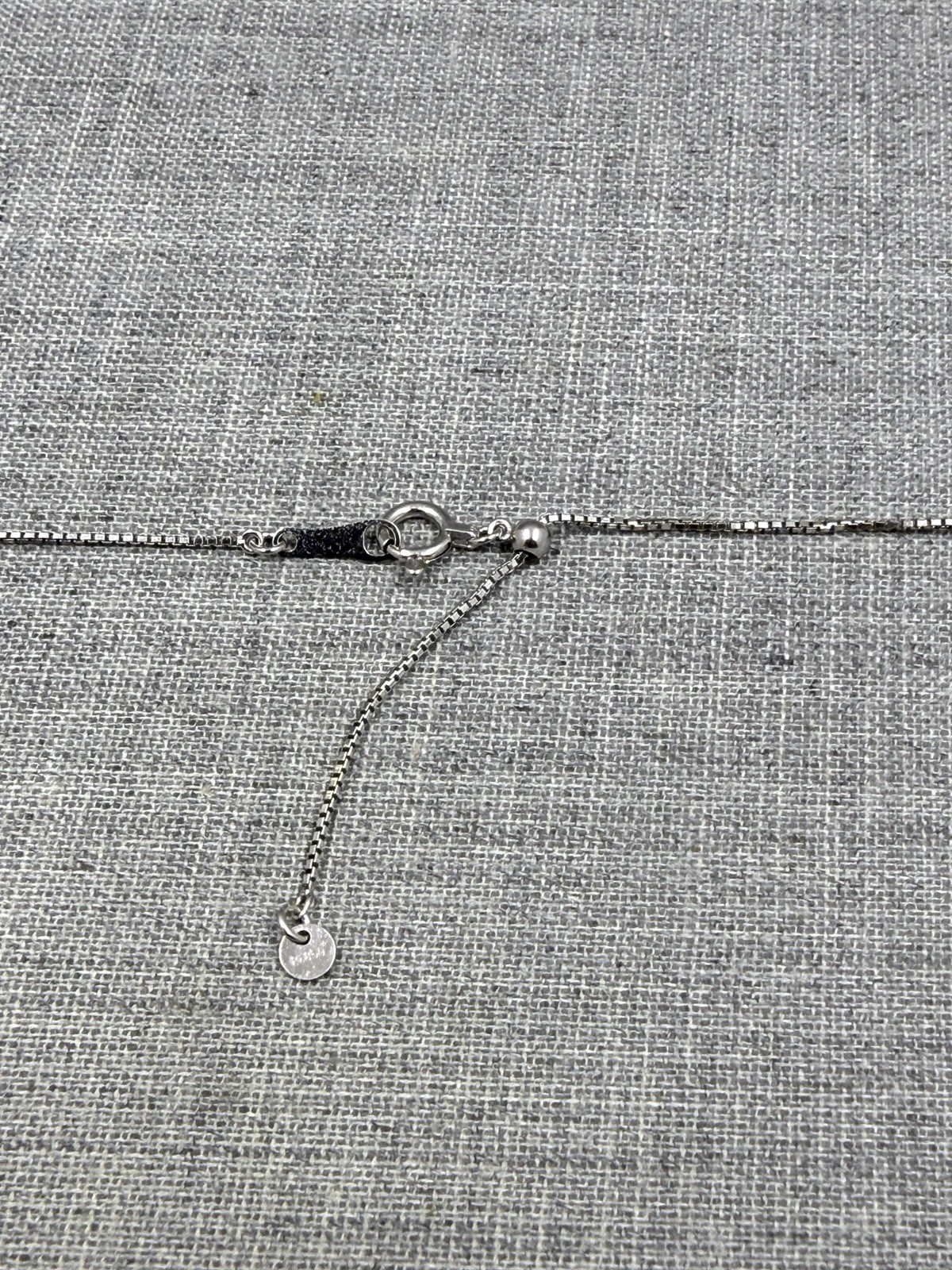 Platinum 850 Adjustable Bolo Clasp 0.6mm Box Chain Necklace 17.5″ (2.1 Grams)