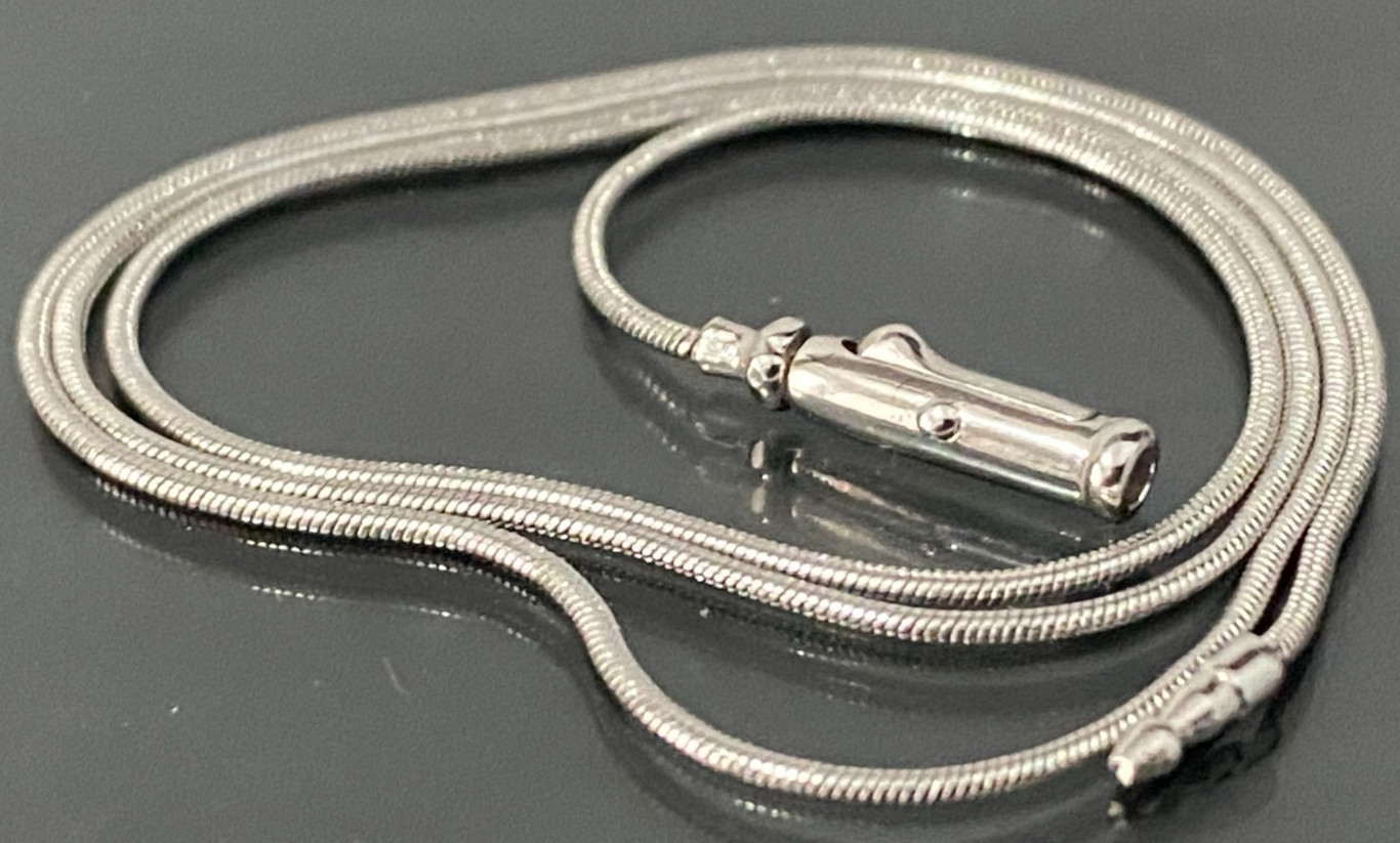 18K White Gold Snake Link Chain Necklace 40cm Long