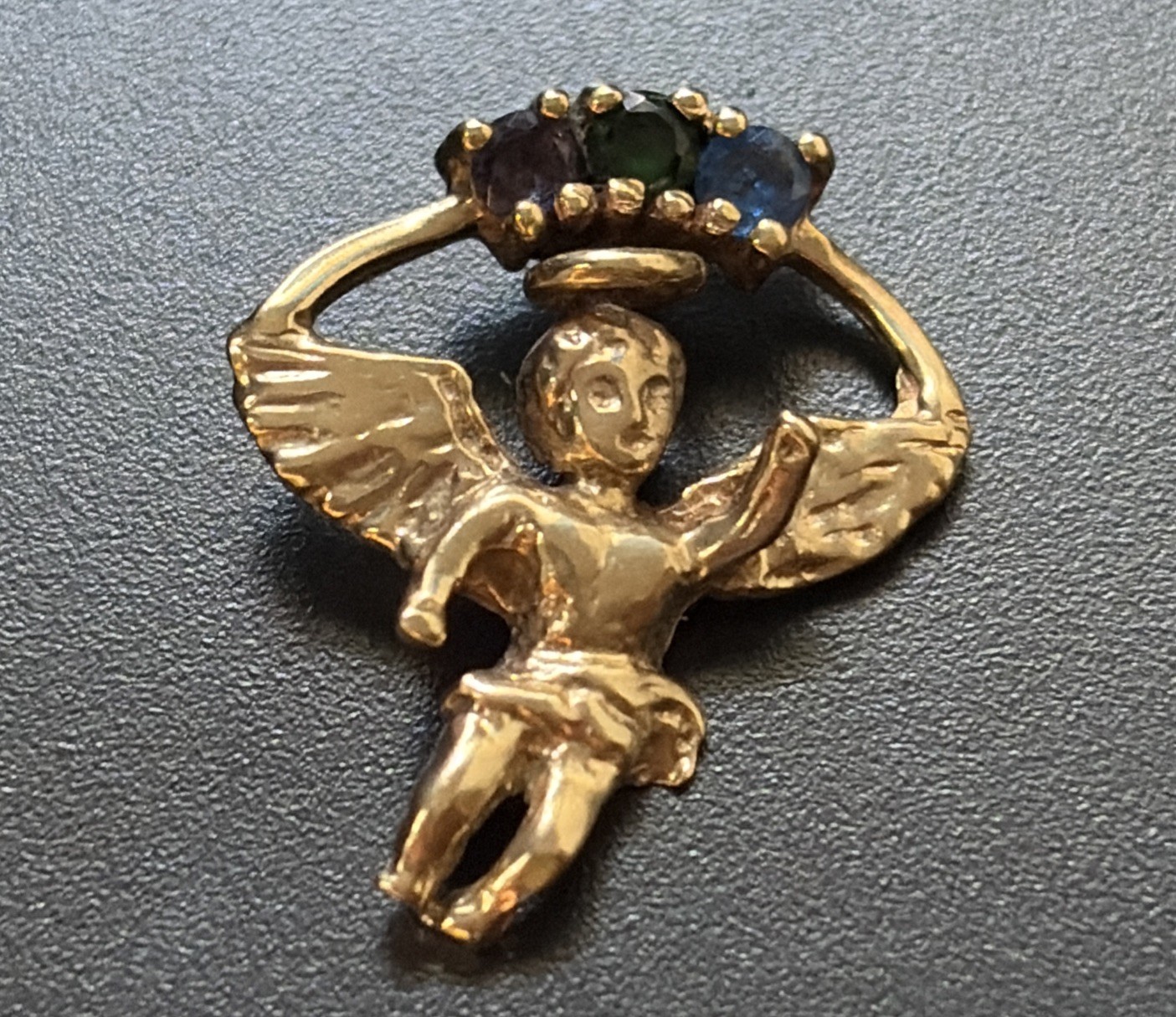 10k Yellow Gold Little Angel Charm Pendant Purple Green Blue Stones 1.8 grams