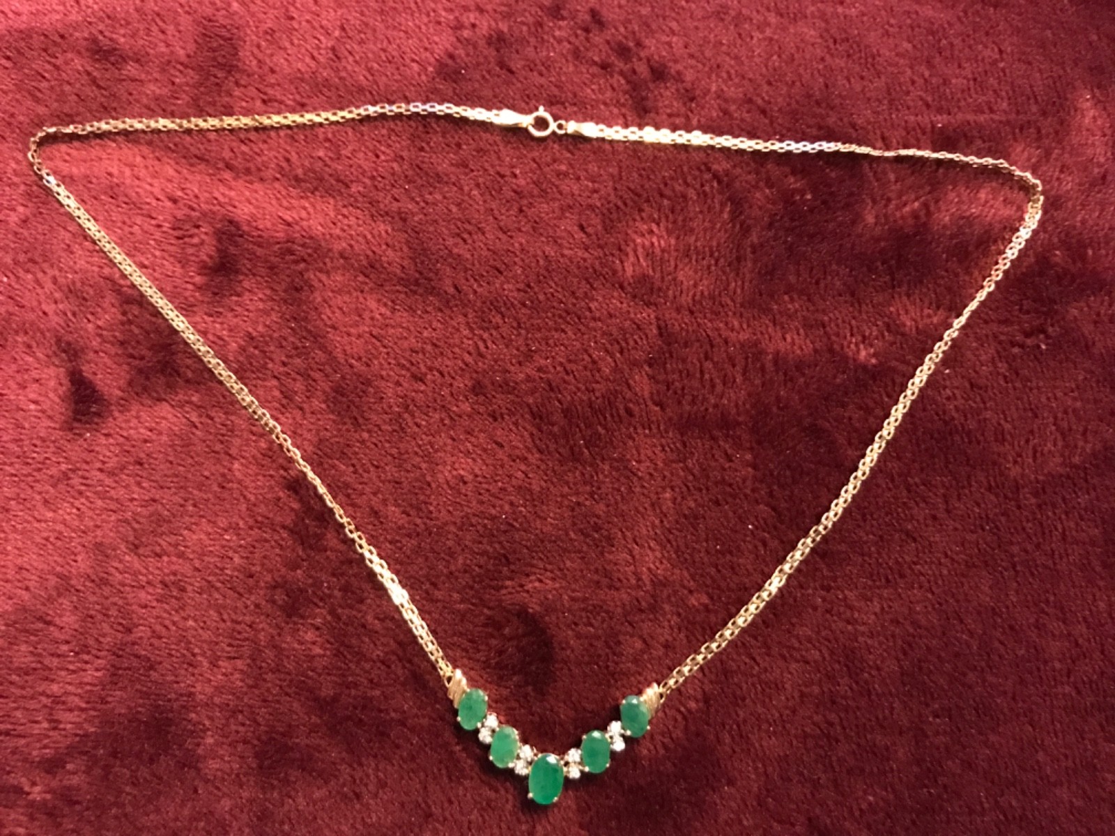 14K YELLOW GOLD GREEN GEMSTONE NECKLACE 18 INCHES 6.1 GRAMS