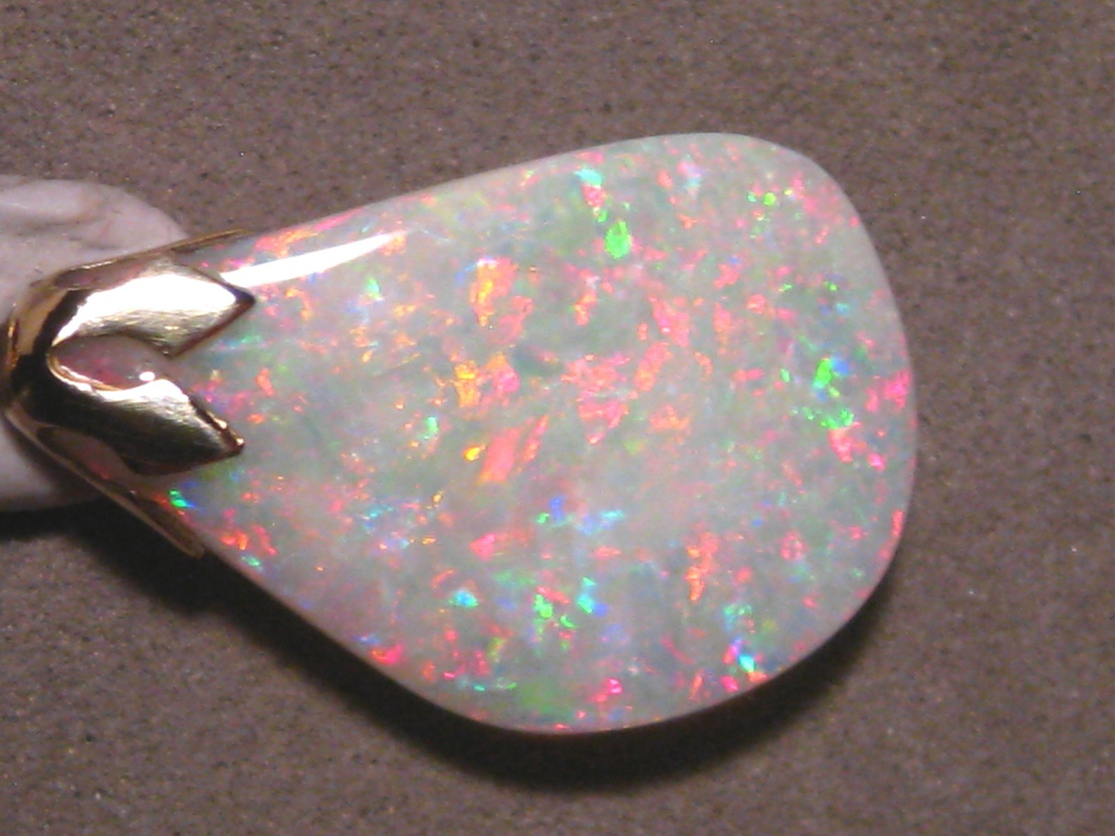3.5 ct. Shell Opal Pendant – Solid Australian Gem Opal – 14k Yellow Gold