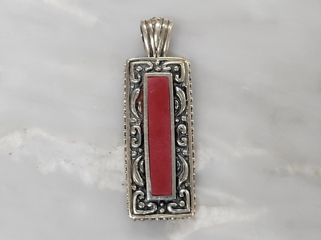 Ornate Sterling Silver Unknown Red Stone Pendant ~ 7.4grams ~ 3-C292