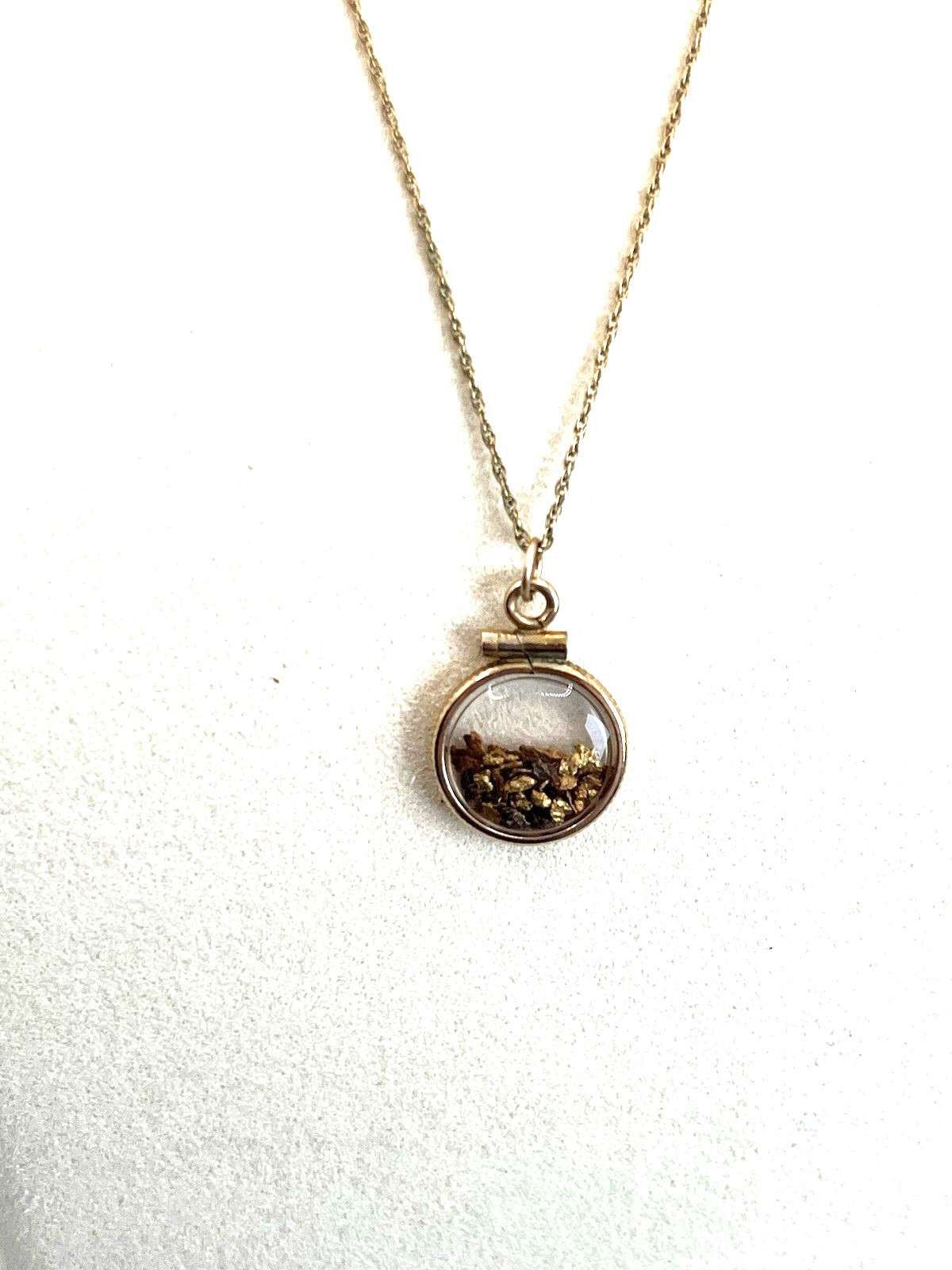 Natural GOLD NUGGETS (20-22K) In See Through Pendant Bale On a 1/20 12K GF Chain