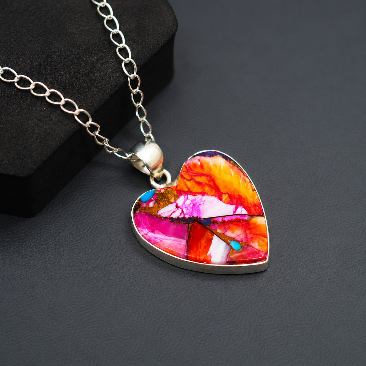 Spiny Oyster Turquoise Heart Pendant Necklace 925 Sterling Silver Free Chain