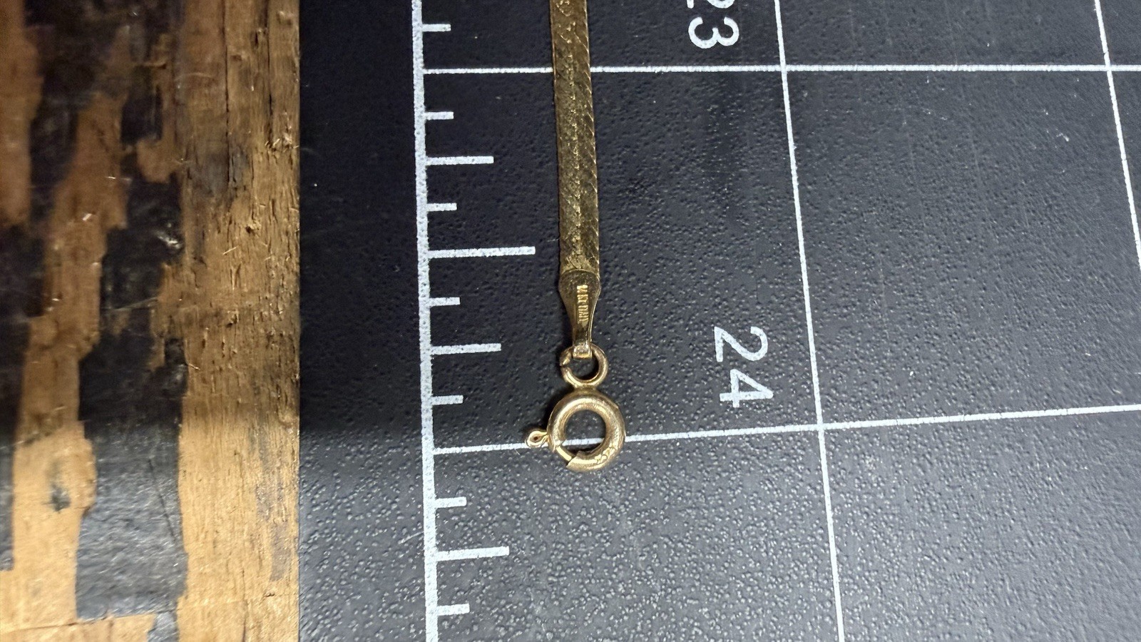 14K Yellow Gold Herringbone Chain Necklace 24” 9.30g Broken