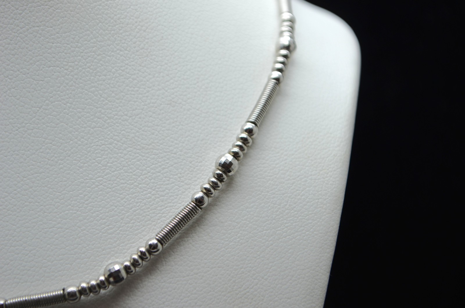 Sterling Silver Beautiful Bright Beaded Chain Necklace 16.0″ #FME397