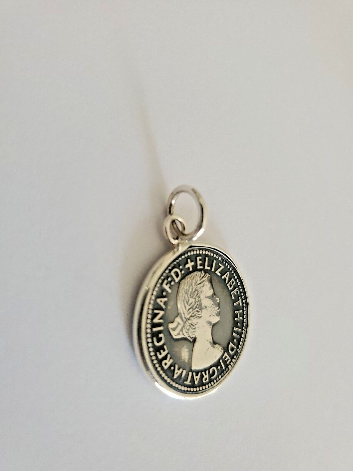 Sterling Silver Australian 1960 Shilling Coin Pendant