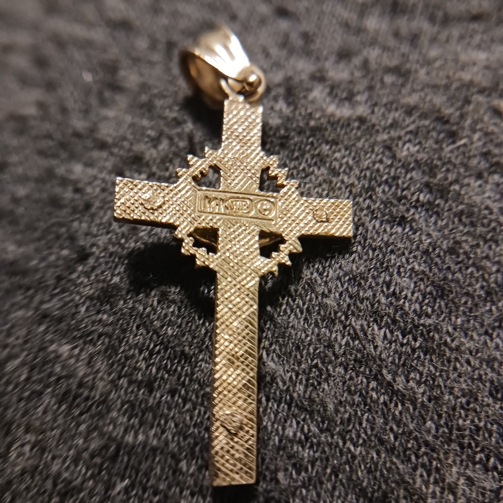 Italian 14k Yellow Gold 1″ Crucifix Cross Charm Pendant 2 Grams