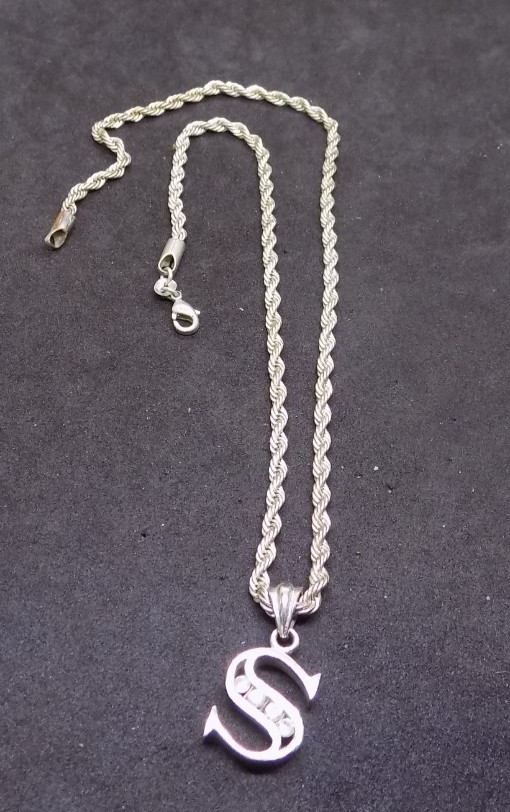 Sterling Silver 925 Thick Rope Chain Necklace w/ S pendant 17″ (537)