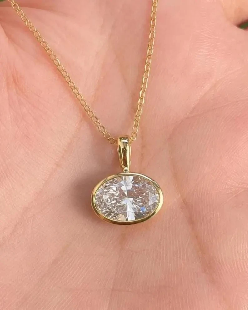 3.00Ct Oval-Cut VS1 Lab Grown Diamond Bazel Pendant Necklace 14K Yellow Gold