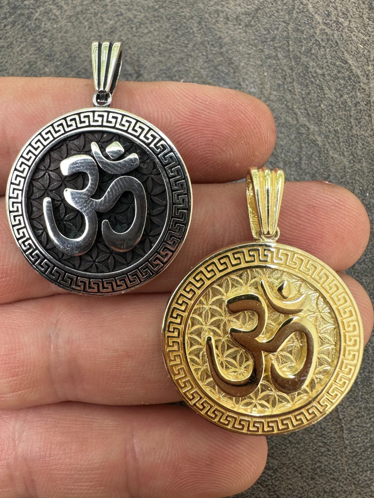 Real 925 Silver / 14k Gold Plated Ohn Hindu Om Big 1″ Medallion Pendant Necklace