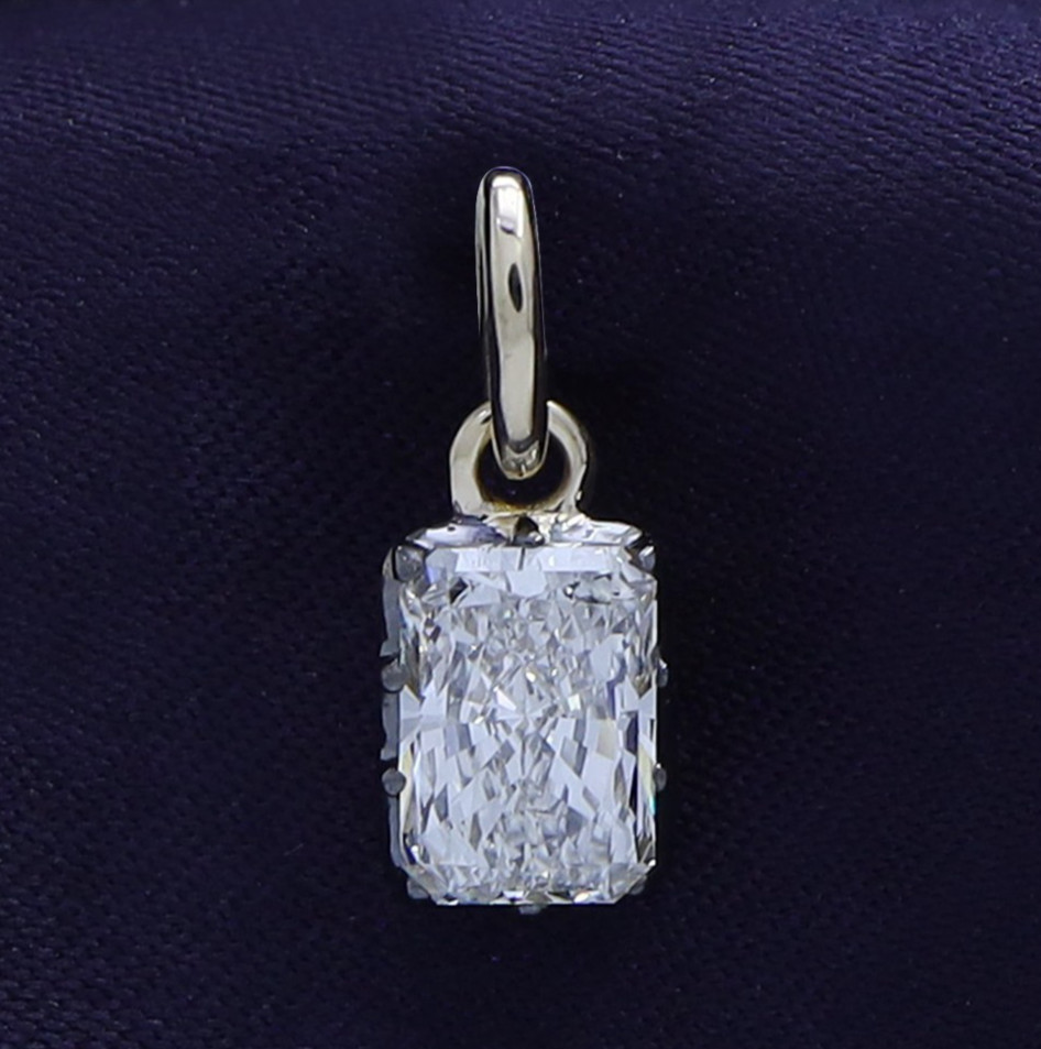 1.00 Ct Solitaire Pendant Radiant Cut Lab Grown Diamond in 14K Yellow Gold