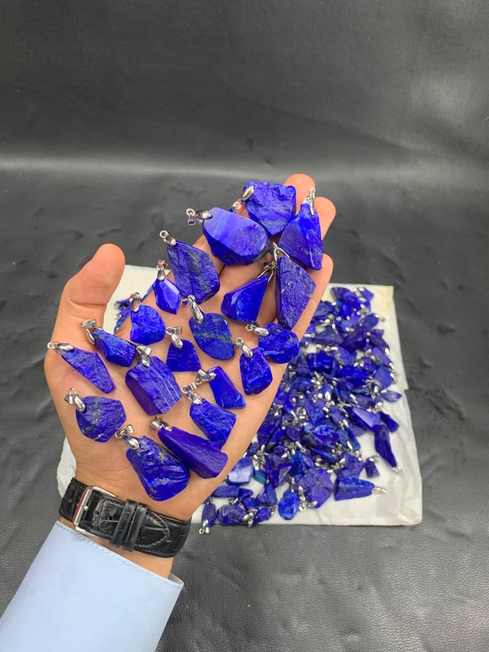 Top QualityNatural Raw Madani Blue Lapis Lazuli Necklace Pendants 200 picecs