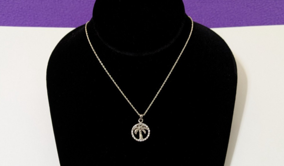 925 Sterling Silver Palm Tree with Crystals and 18″ Sterling Silver Rope Chain