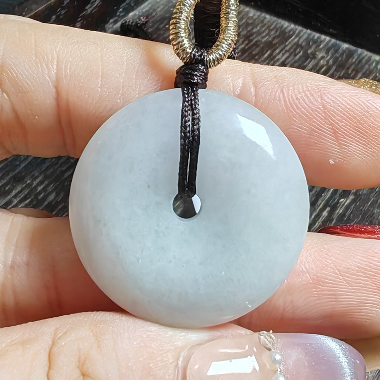 Certified 100% Natural Untreated GradeA Jadeite Jade Feicui pure circular