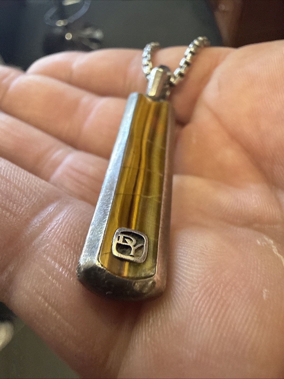 David Yurman Exotic Tag Tiger’s Eye Pendant on 20″ CRACKS IN PENDANT