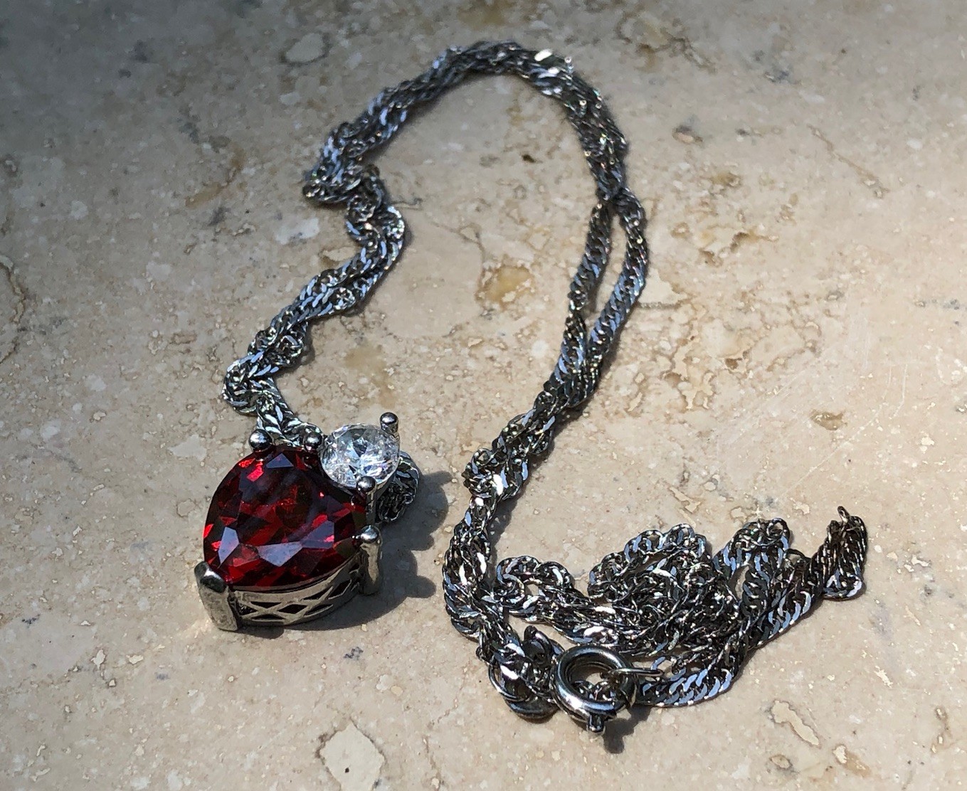 ❤️✨925 STERLING SILVER Red Ruby Garnet Color HEART Pendant Necklace TWIST CHAIN