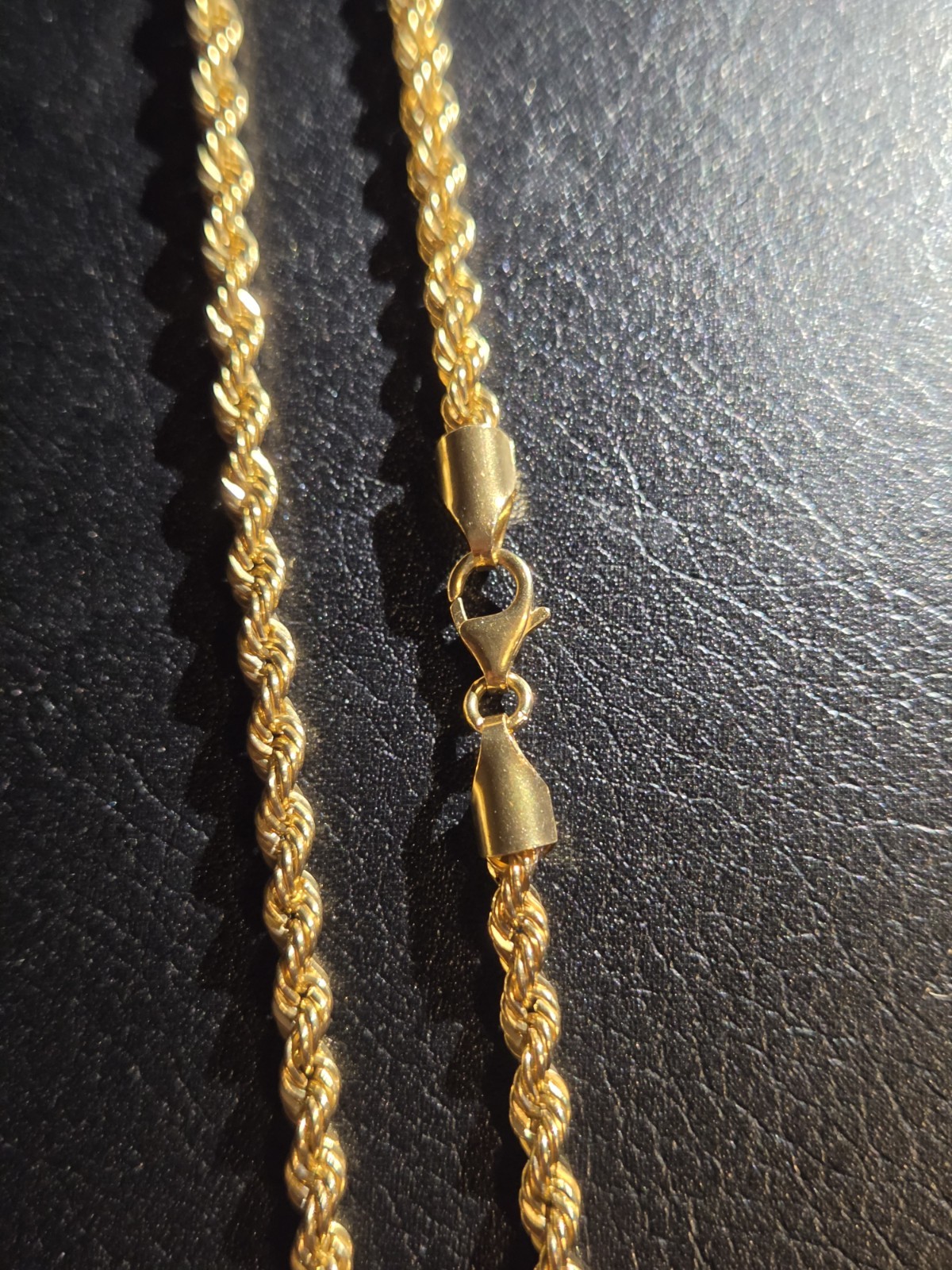 18K Yellow Gold Rope Chain 18-inch Approximately 3.mm Width, 7.1 Grams