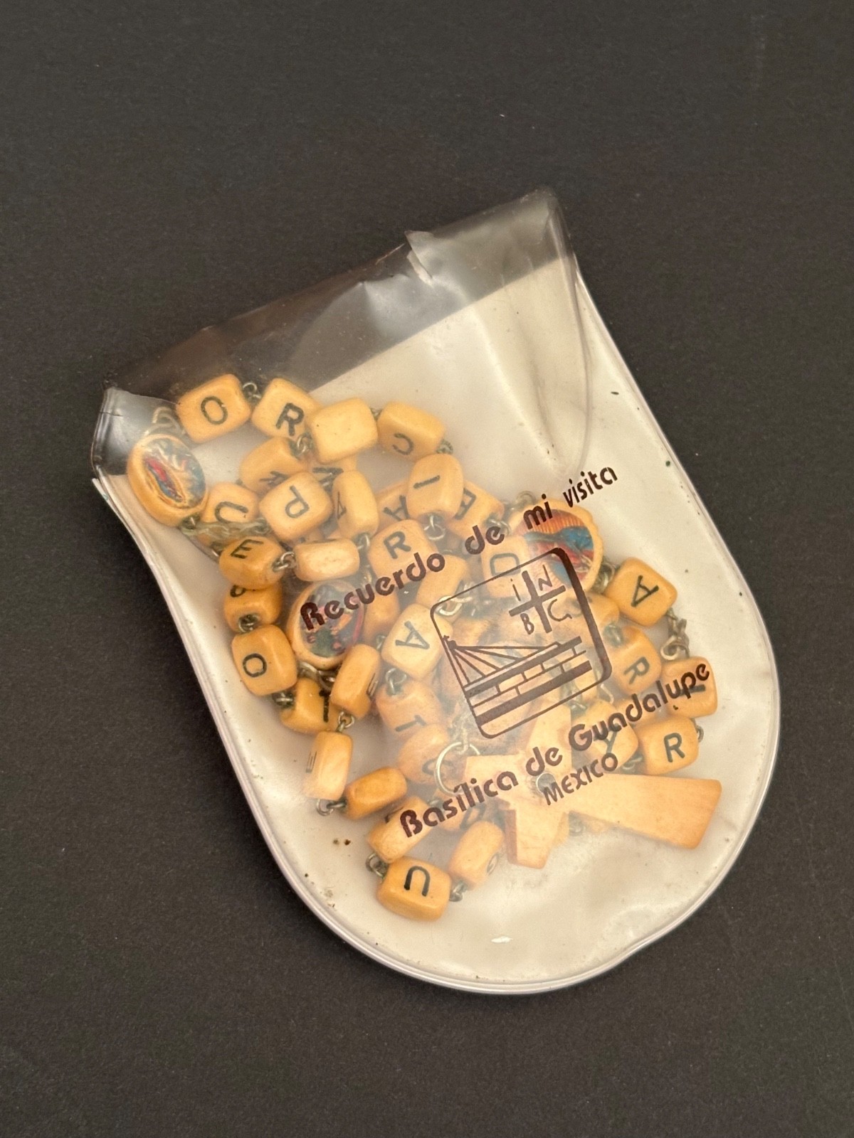 VTG STANHOPE ROSARY BEADSLENS PLASTIC OUR LADY OF GUADALUPE/CASE