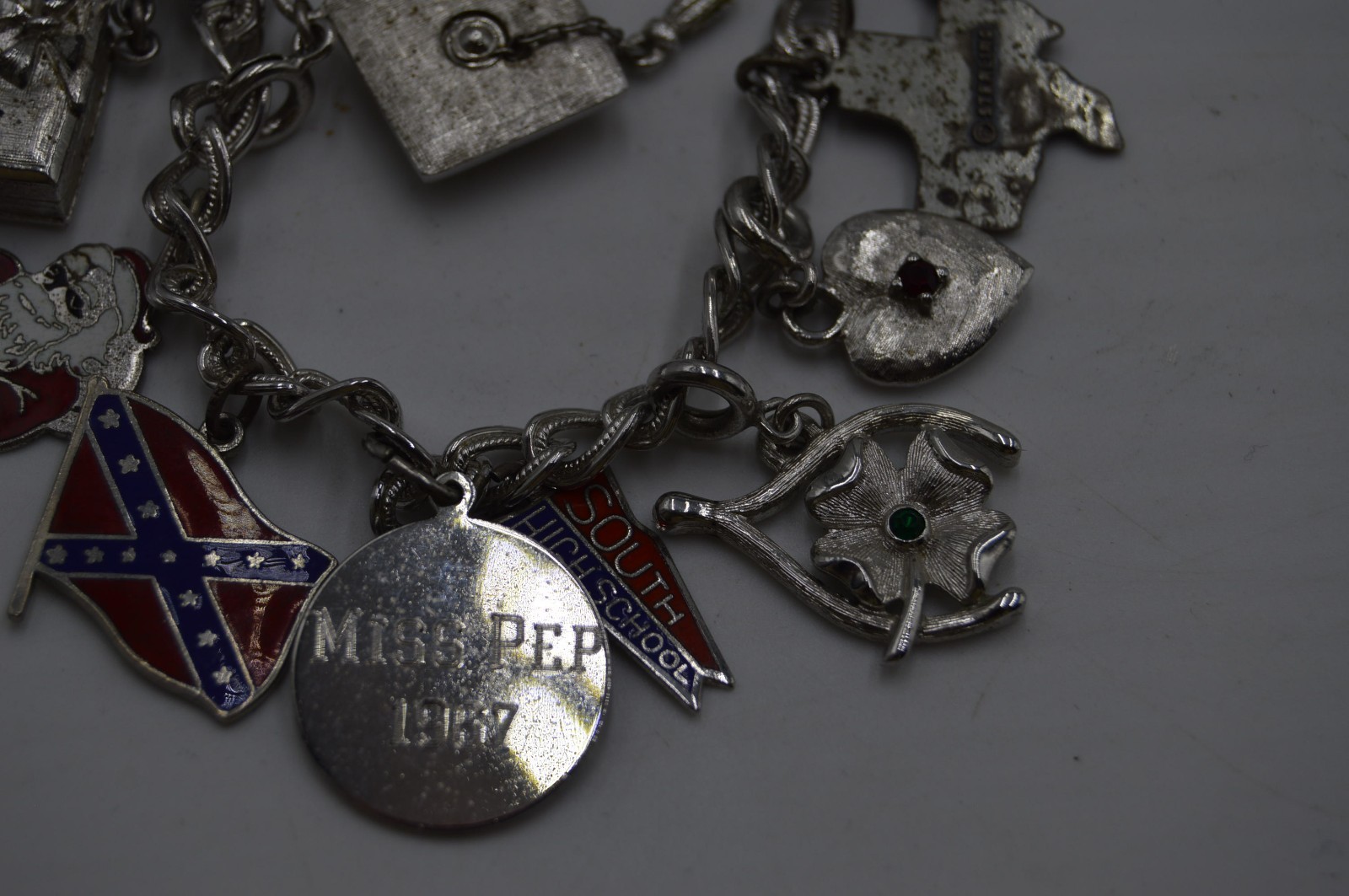 Monet Charm Bracelet W/ 6 Sterling Silver Charms,States,Flag,Santa,7.5″,R14