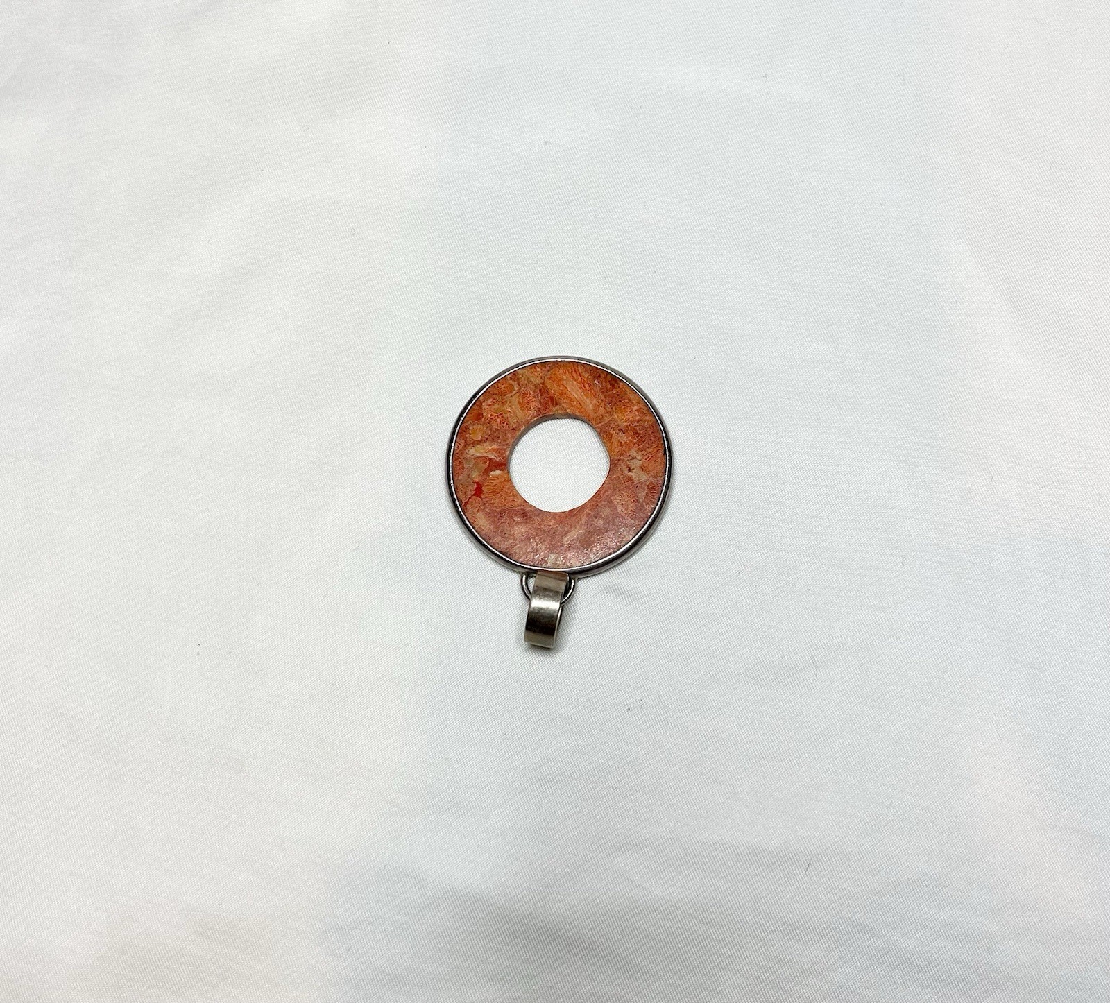 Silpada N1564 Retired Sterling Silver Orange Sponge Coral Disc Pendant 925