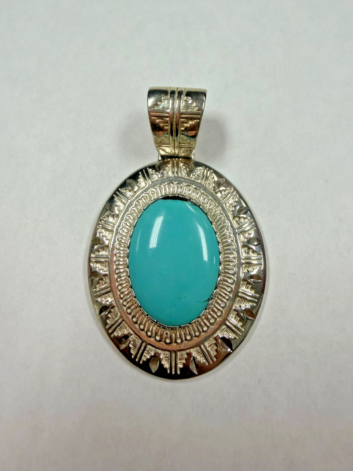 Carolyn Pollack Relios SS Large Stamped Oval Turquoise Pendant [115DuW]
