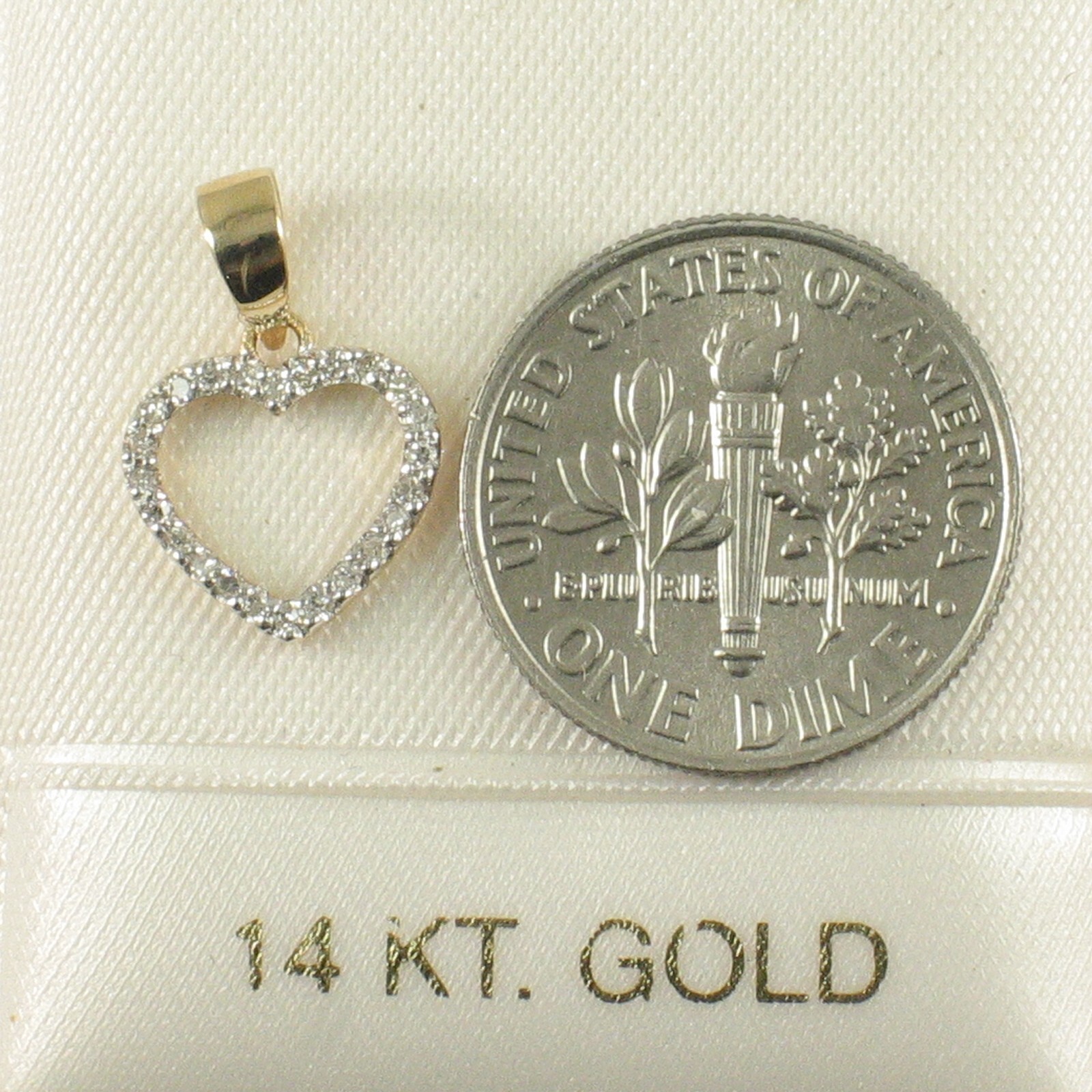 Beautiful & Love Heart 14kt Solid Yellow Gold Diamond Pendant Necklace