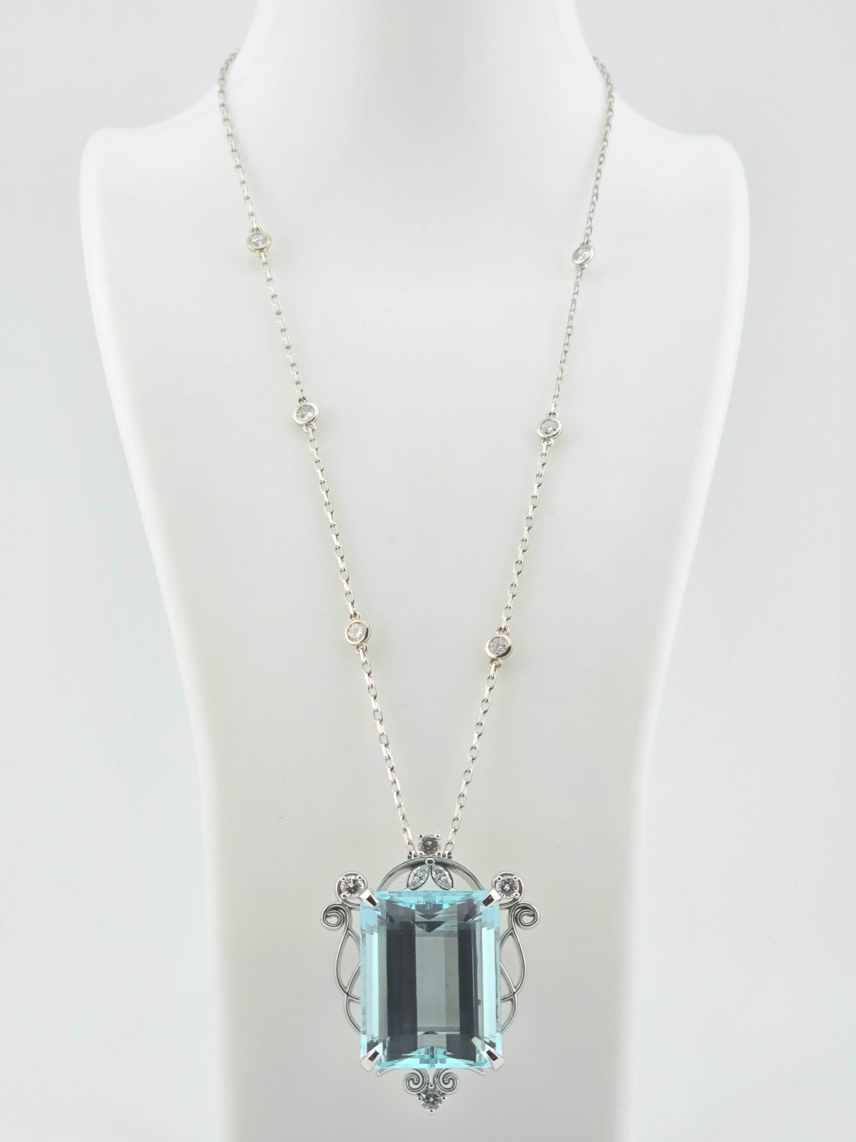 14KW AQUAMARINE ~61CT DIAMOND ~1.8CTW ~G-H ~SI-VS NECKLACE 16-17″ – 875965