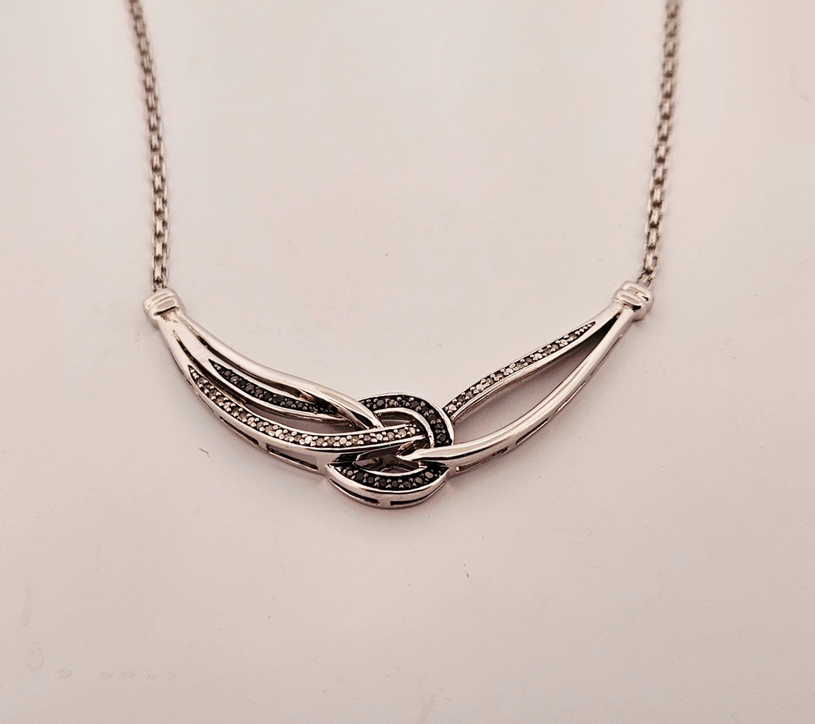 Louis J Meyer sterling silver genuine black & white diamond necklace 17.5″
