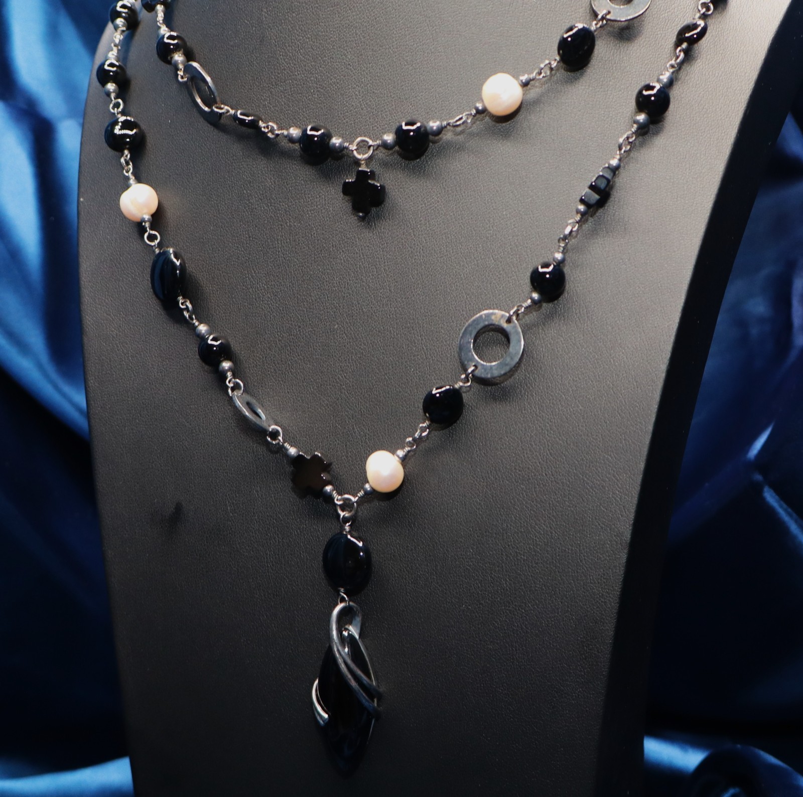 925 Sterling Silver Onyx Pearl Disk Necklace Signed J&T 21in 62.7g Used