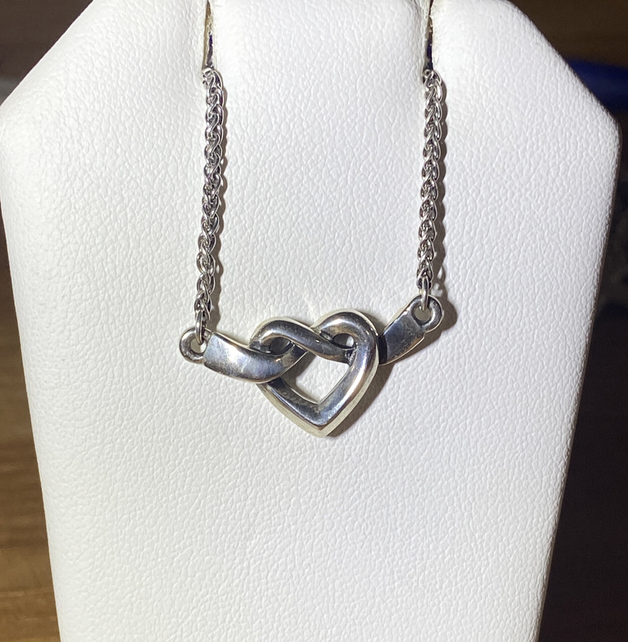 James Avery Heart Knot Necklace in Sterling Silver Adjustable 16 – 17” Long