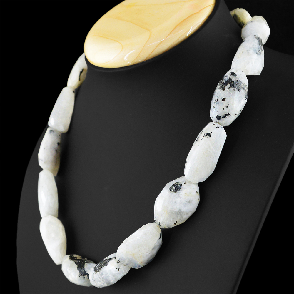 GENUINE 591.00 CTS NATURAL UNTREATED RICH WHITE MOONSTONE FACETED BEADS NECKLACE
