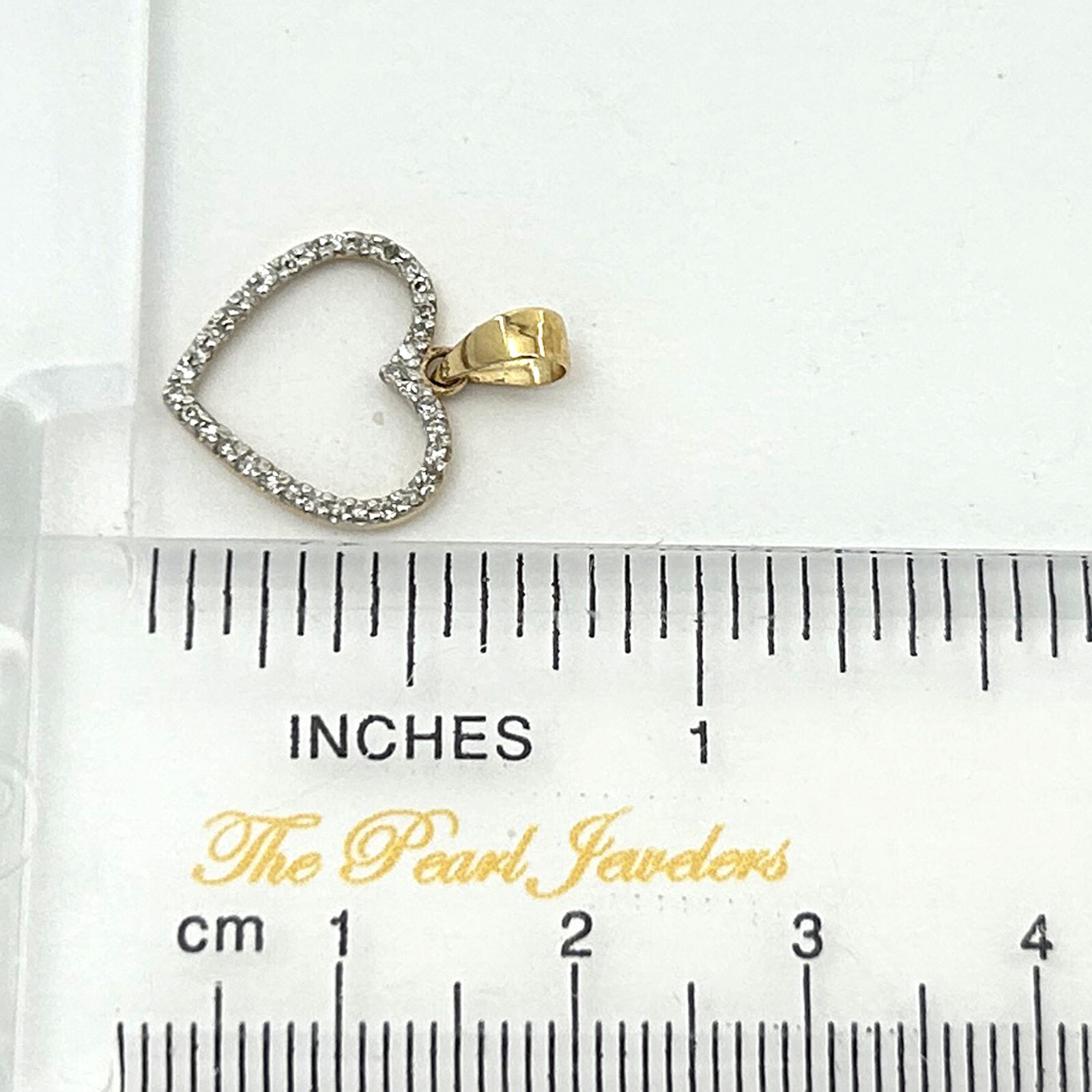 Beautiful & Love Heart 14kt Solid Yellow Gold Diamond Pendant Necklace