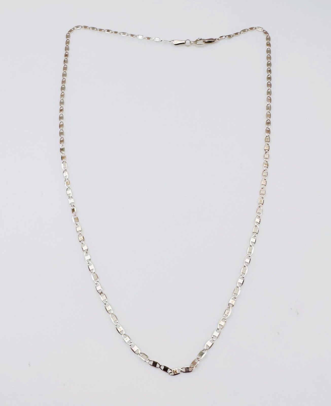 Solid 10K Multi-tone Gold Mariner Valentino Link Chain Necklace, 2.2mm, 18 7/8″