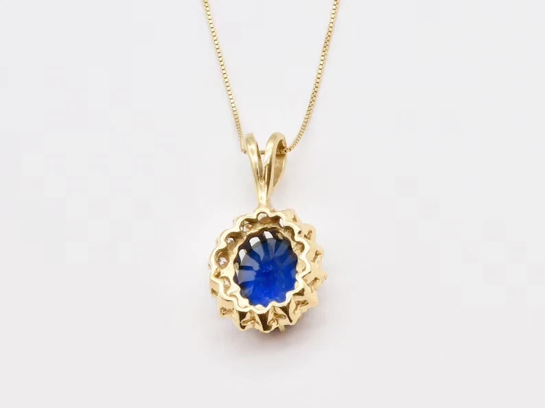 2.50Ct Natural Oval Cut Blue Sapphire Women’s Pendant 18” Chain 14k Yellow Gold