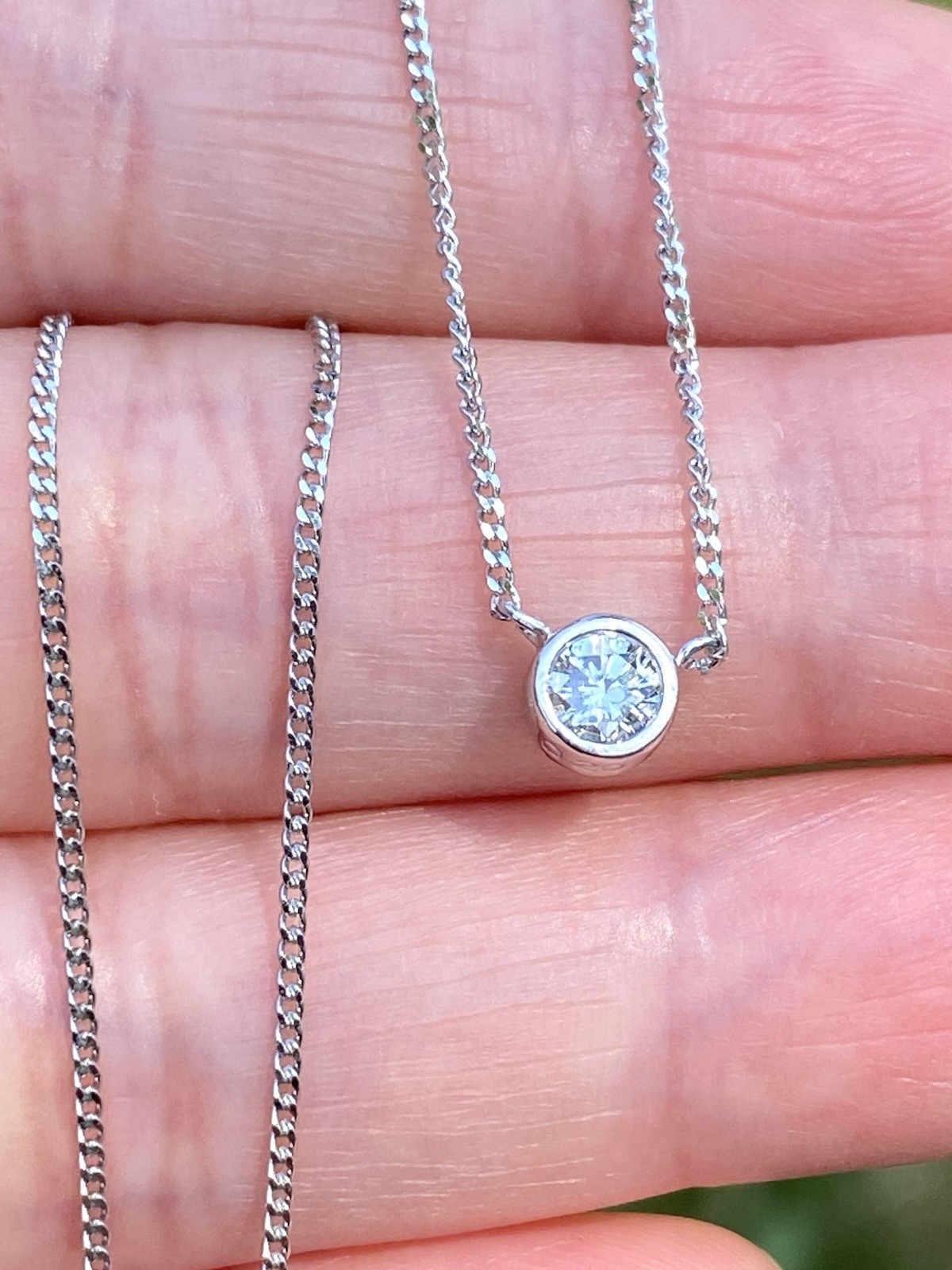 Platinum 0.20CT 100% Natural Diamond Bezel Pendant Necklace 16.5 In, 2.68 Gr