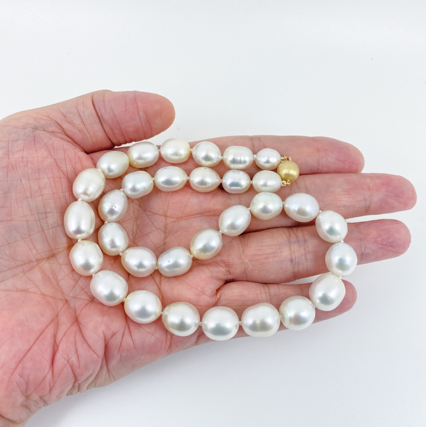 Natural White South Sea Cultured Pearl necklace, 14K Yellow Gold Clasp #101SN