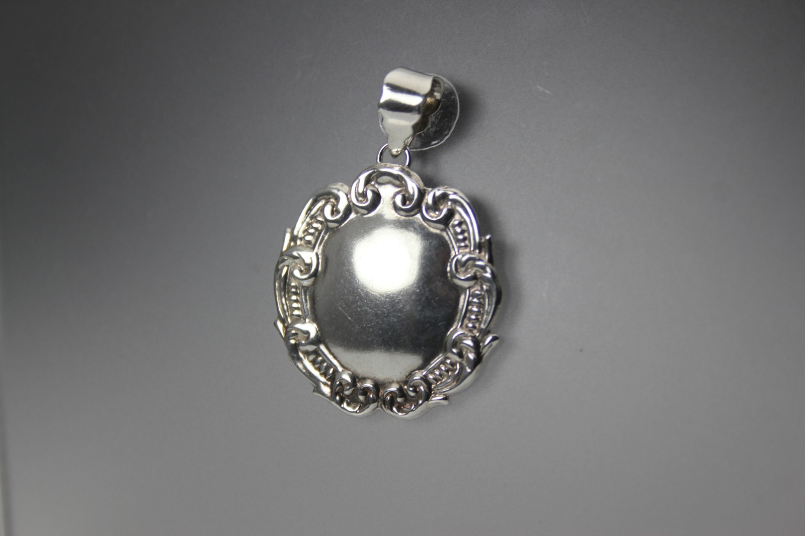 925 Sterling Silver Luggage Tag Pendant 3.5 Grams (PEN10238)