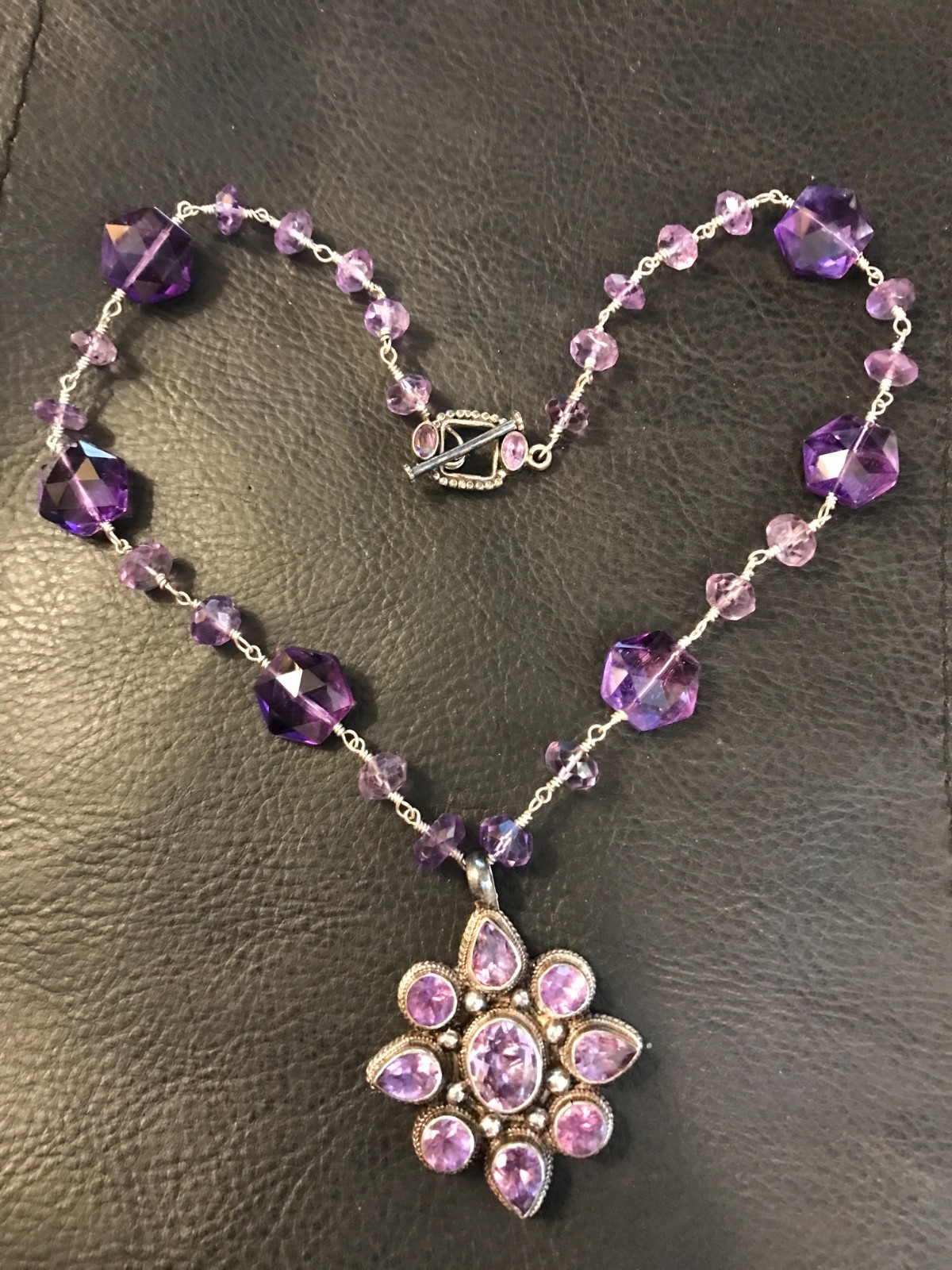 Vintage Faceted Amethyst Flower 16″ Sterling Silver Toggle Necklace Unknown Mark