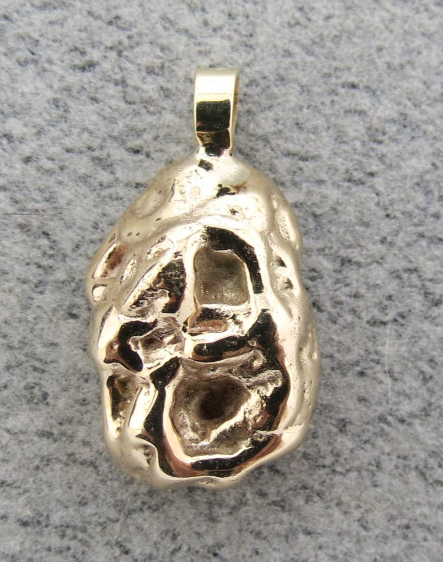 Antique Custom Jeweler Made 10K Yellow Gold Nugget Pendant from Class Ring 9.04g